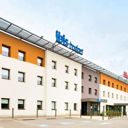 Ibis Budget Montceau Les Mines Esterno foto