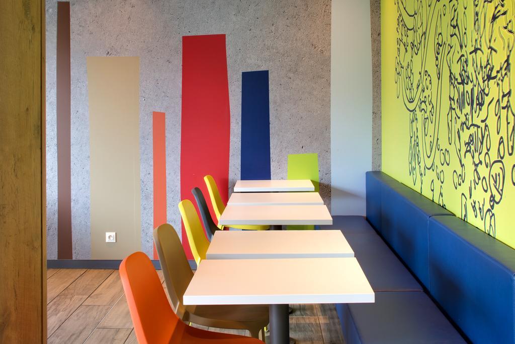Ibis Budget Montceau Les Mines Esterno foto