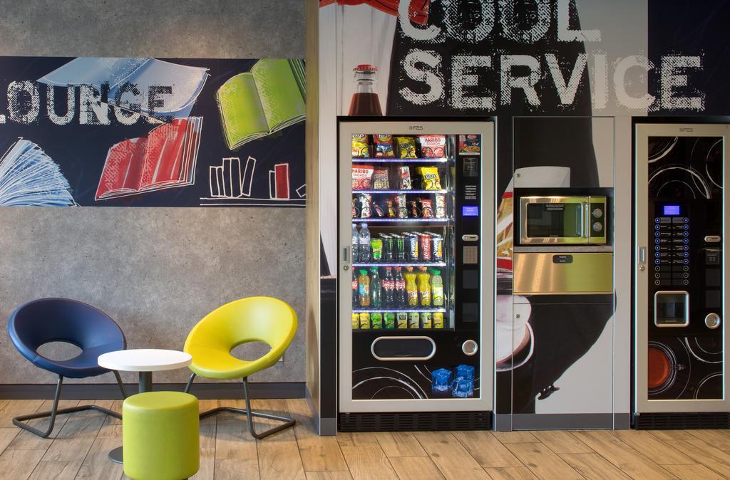 Ibis Budget Montceau Les Mines Esterno foto