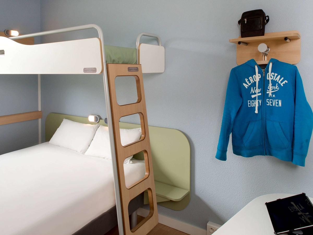 Ibis Budget Montceau Les Mines Esterno foto