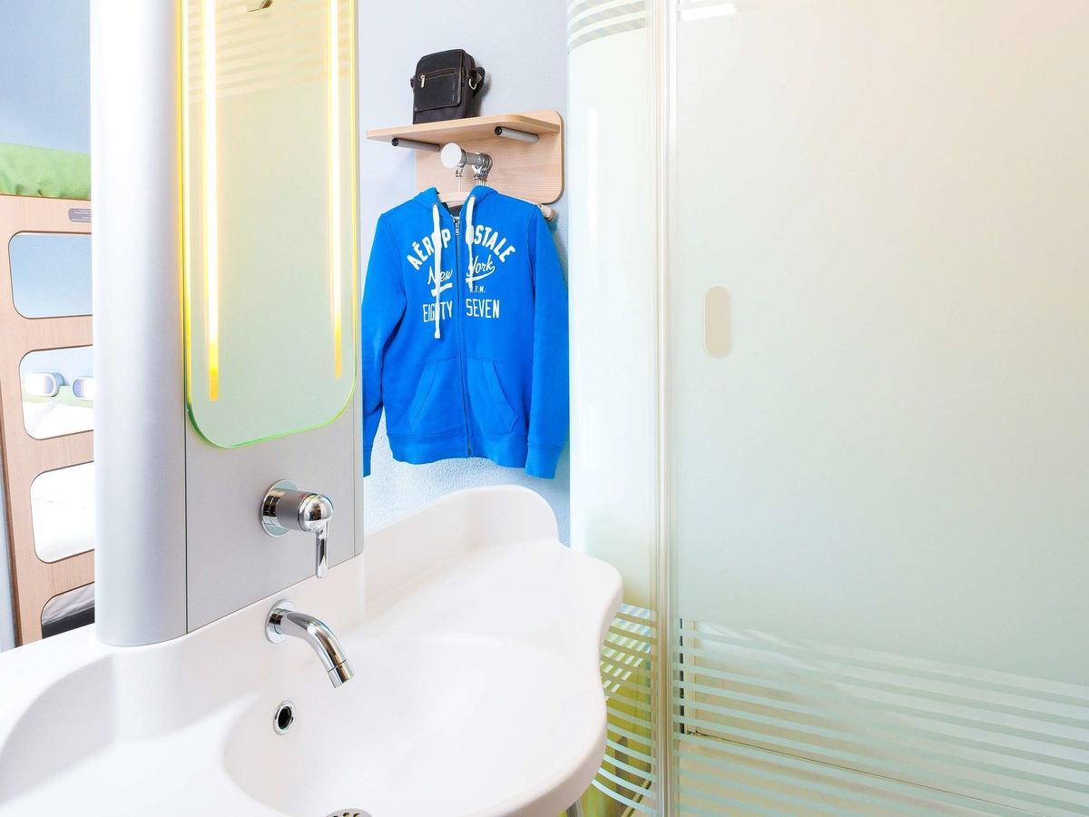 Ibis Budget Montceau Les Mines Esterno foto